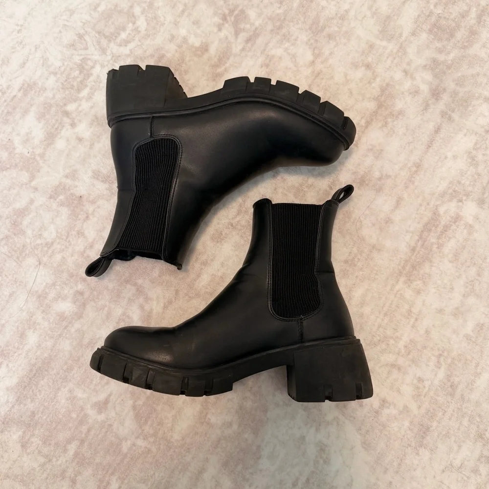Steve Madden Black Ankle Booties